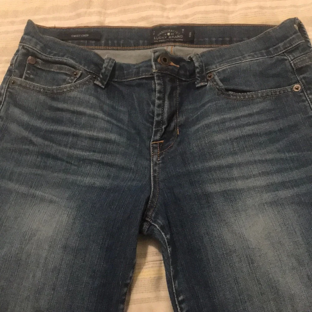 Lucky Brand Sweet Crop Jeans Size 8/29~CUTE!!!! - Picture 3 of 8